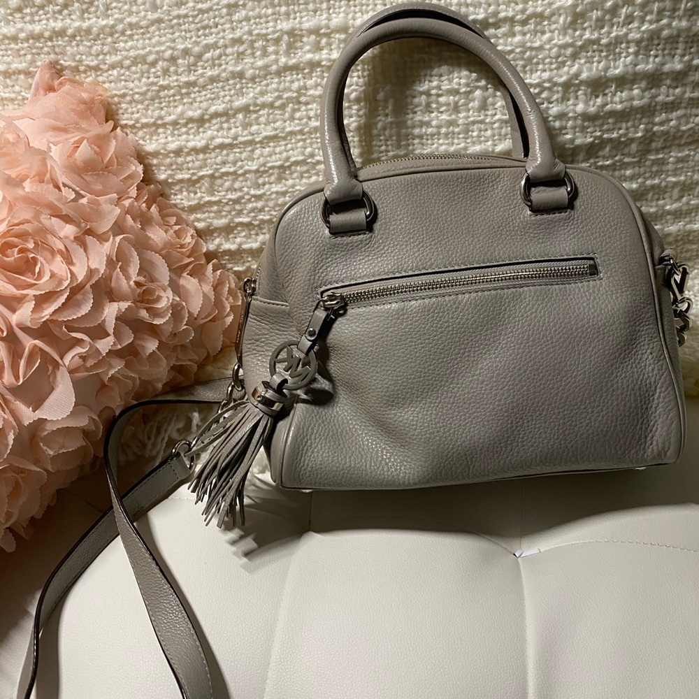 Micheal Kors Grey Crossbody Handbag